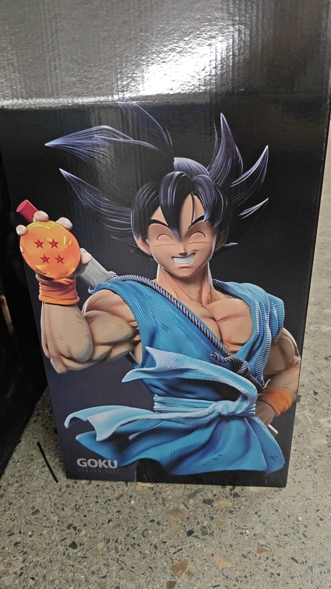 Goku (Happy) | 16.5-Inch PVC Statue | Dragon Ball | (5.5 lbs)